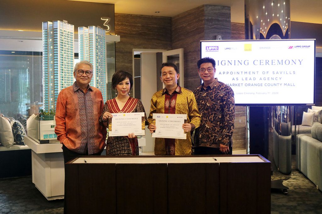 Signing Ceremony with Savills Orange County Mall Orange County